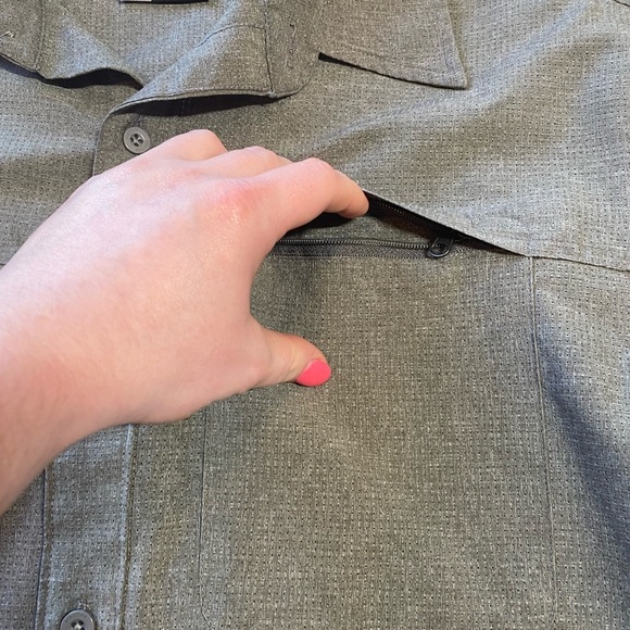 Marmot Men's Long-Sleeve Button-Up Shirt in Gray - Picture 6 of 9